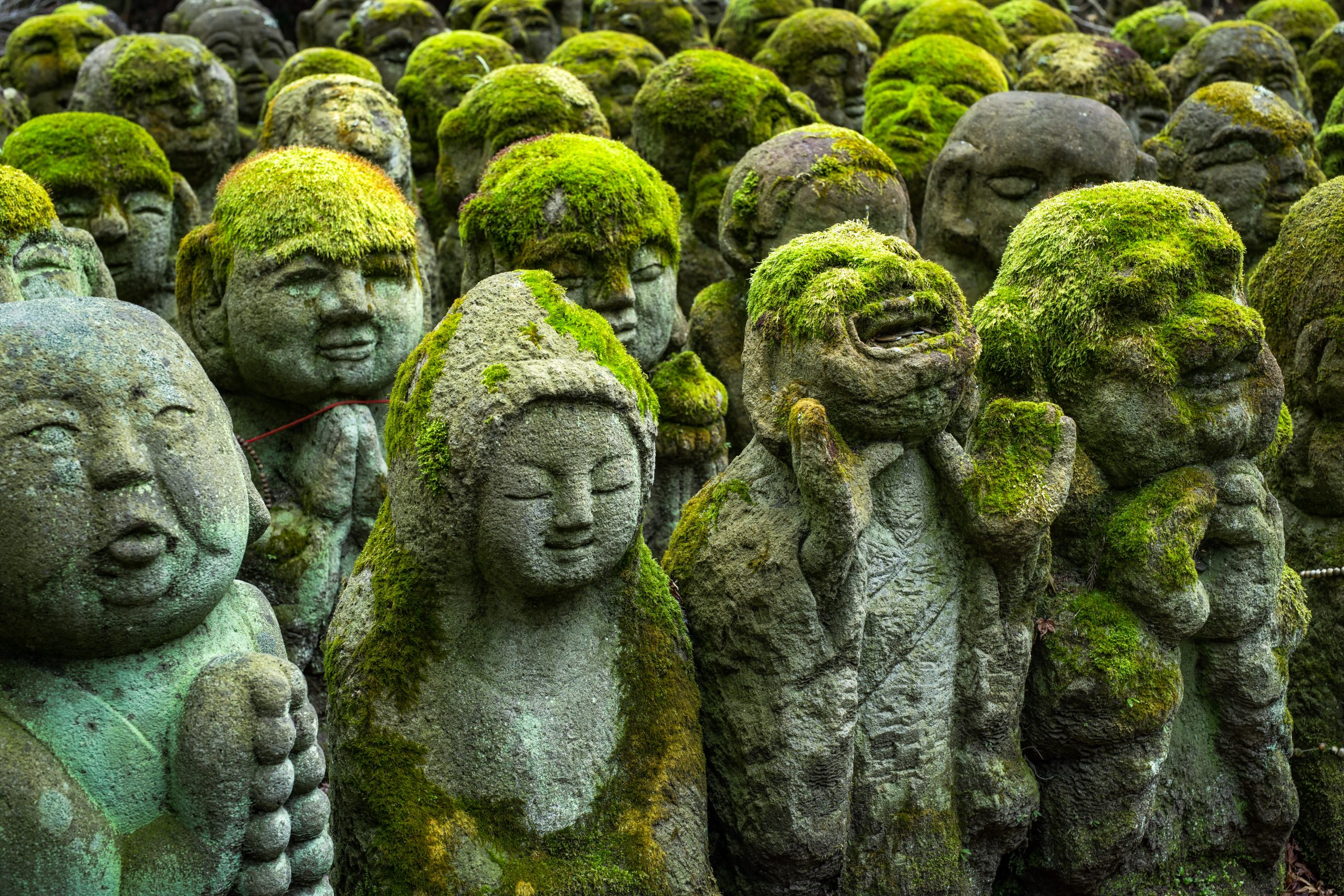 Buddhist stone statues at the Otagi Nenbutsu ji temple in Kyoto,